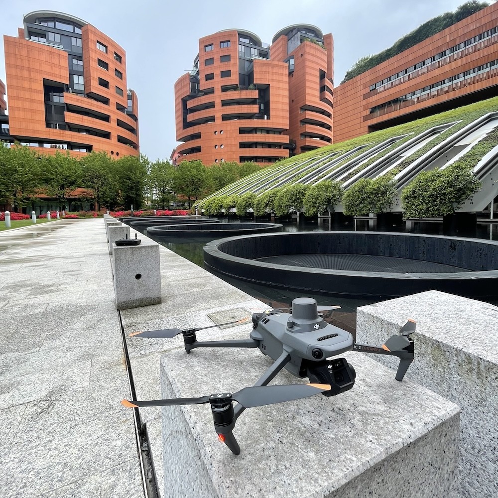 Ispezione con Drone di Facciate Ventilate (Galleria Campari, Sesto San Giovanni - MI)